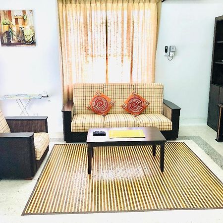 Kerteh Apartment Экстерьер фото